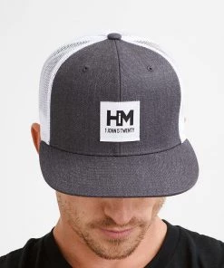 Captuer MEN'S HiM Trucker Hat