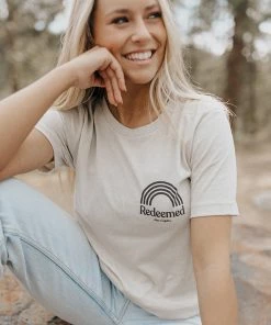 Hope Outfitters WOMEN'S Rainbow Redeemed Tee