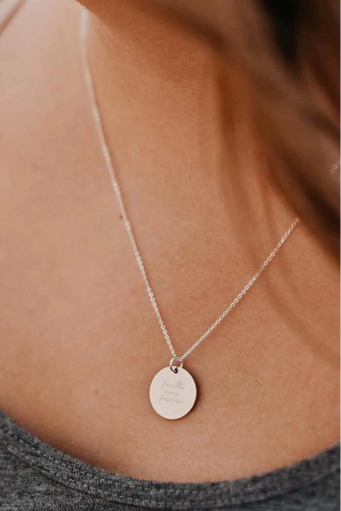 Hope Outfitters Faith Over Fear Disc Necklace WOMEN'S 4 Hope Outfitters Faith Over Fear Disc Necklace WOMEN'S