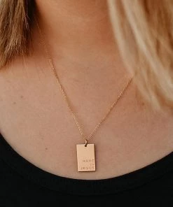 Hope Outfitters WOMEN'S Hope In Jesus Rectangle Necklace