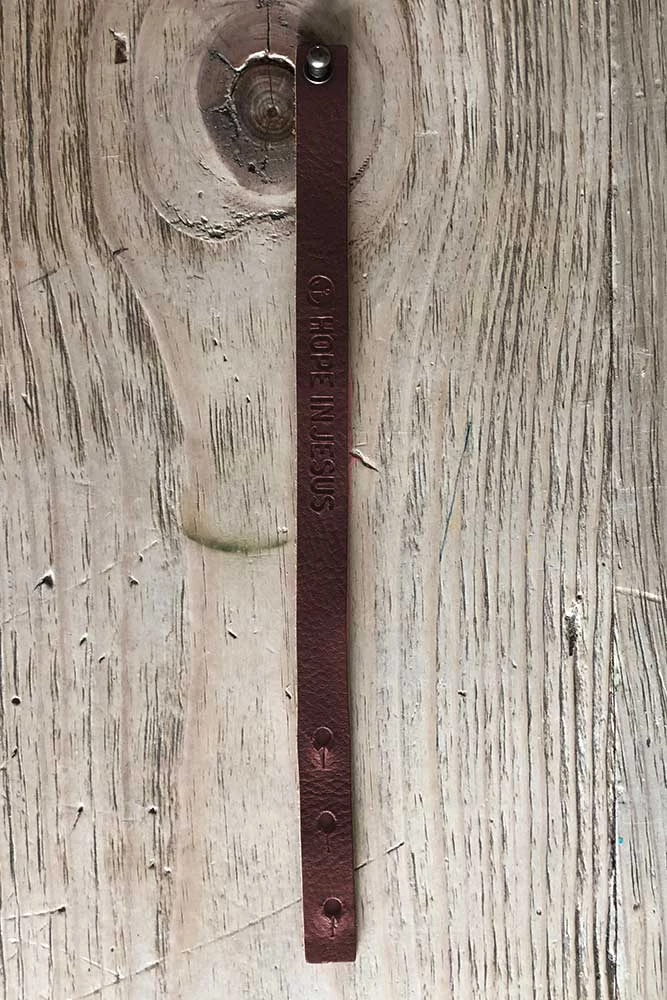 Hope Outfitters Hope In Jesus Leather Bracelet WOMEN'S 2 Hope Outfitters Hope In Jesus Leather Bracelet WOMEN'S