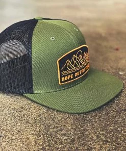 Captuer Hope Outfitters Mountain Trucker Hat MEN'S