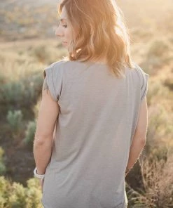 Hope Outfitters Be Courageous Flowy Rolled Cuff Tank WOMEN'S