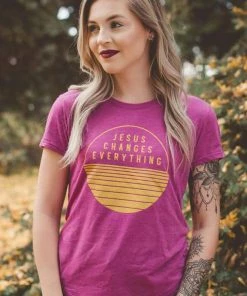 Hope Outfitters WOMEN'S Womens Jesus Changes Everything Raspberry Scoop Tee