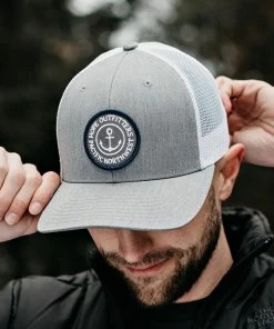 Captuer Hope Trucker Hat WOMEN'S