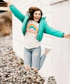 Hope Outfitters Vintage Rainbow Tee WOMEN'S 10 Hope Outfitters Vintage Rainbow Tee WOMEN'S