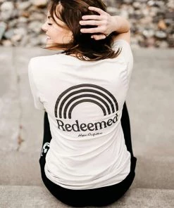 Hope Outfitters WOMEN'S Rainbow Redeemed Tee